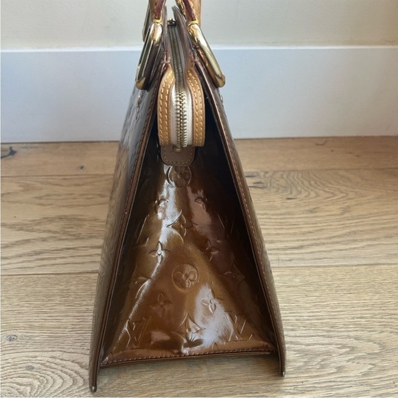 LV🤎FORSYTH BRONZE MONOGRAMMED VERNIS - Picture 4 of 12